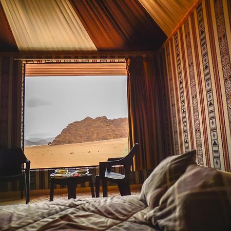 Wadi Rum Camp Ngoại thất bức ảnh