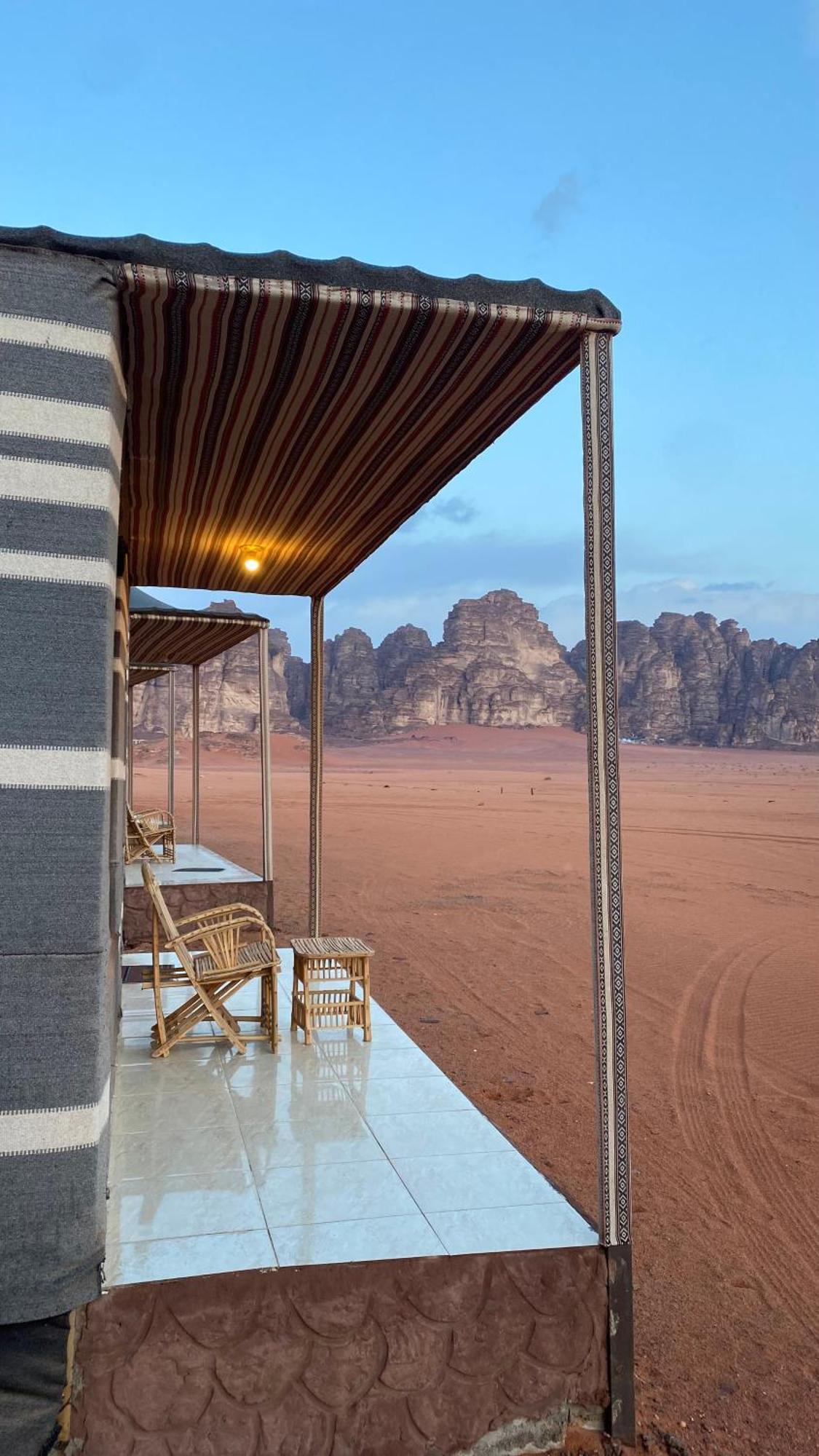 Wadi Rum Camp Ngoại thất bức ảnh