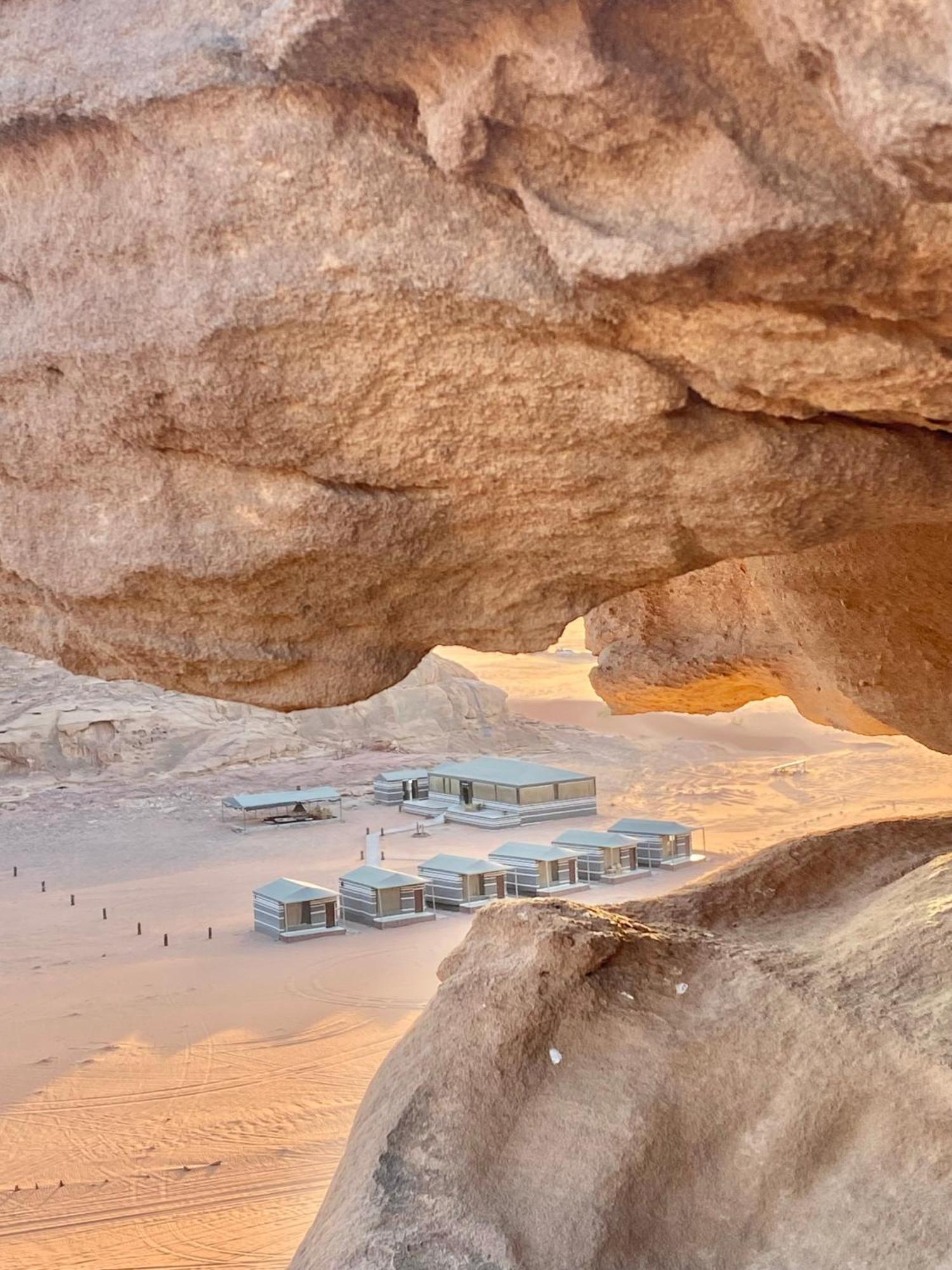 Wadi Rum Camp Ngoại thất bức ảnh
