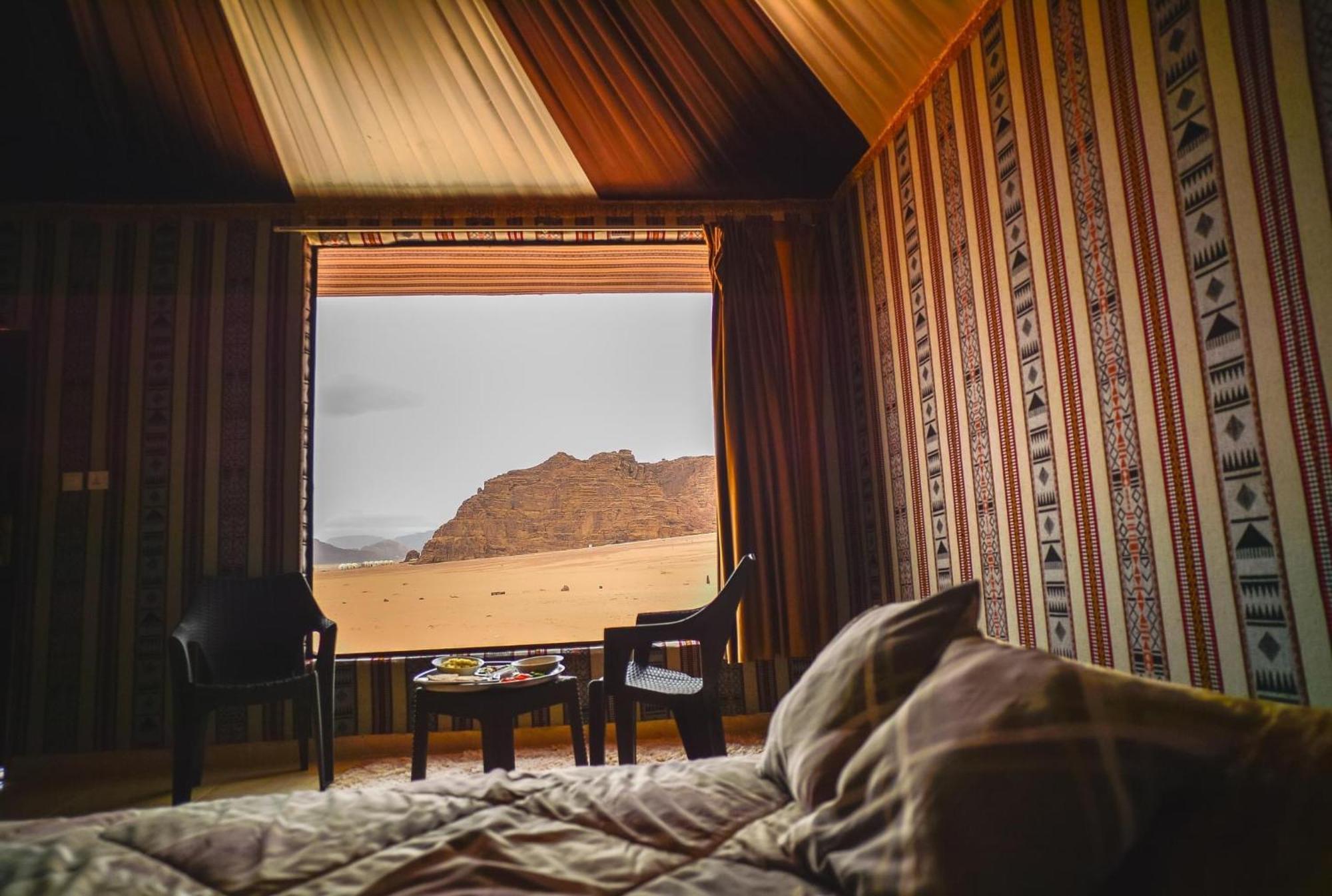 Wadi Rum Camp Ngoại thất bức ảnh
