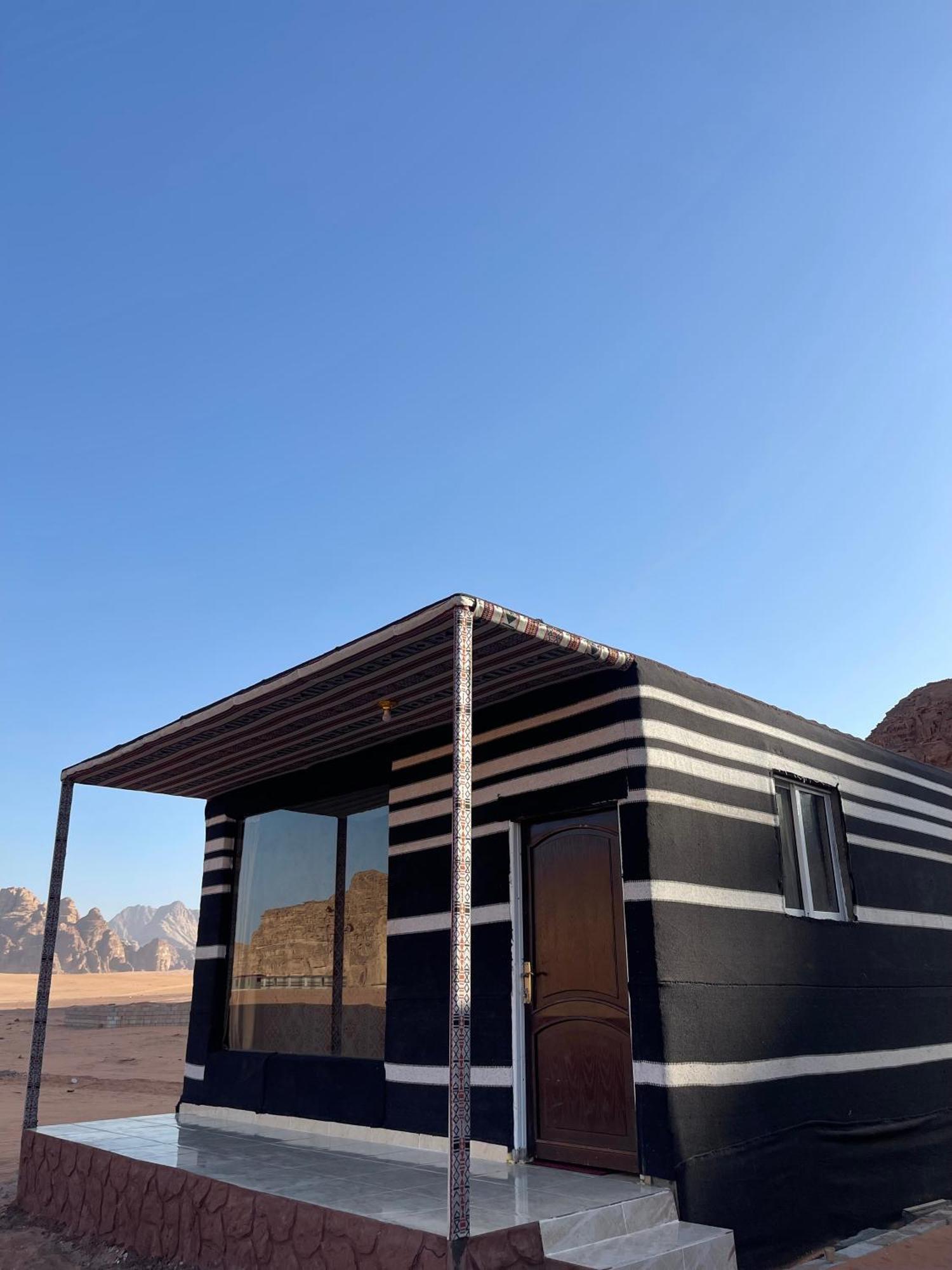 Wadi Rum Camp Ngoại thất bức ảnh