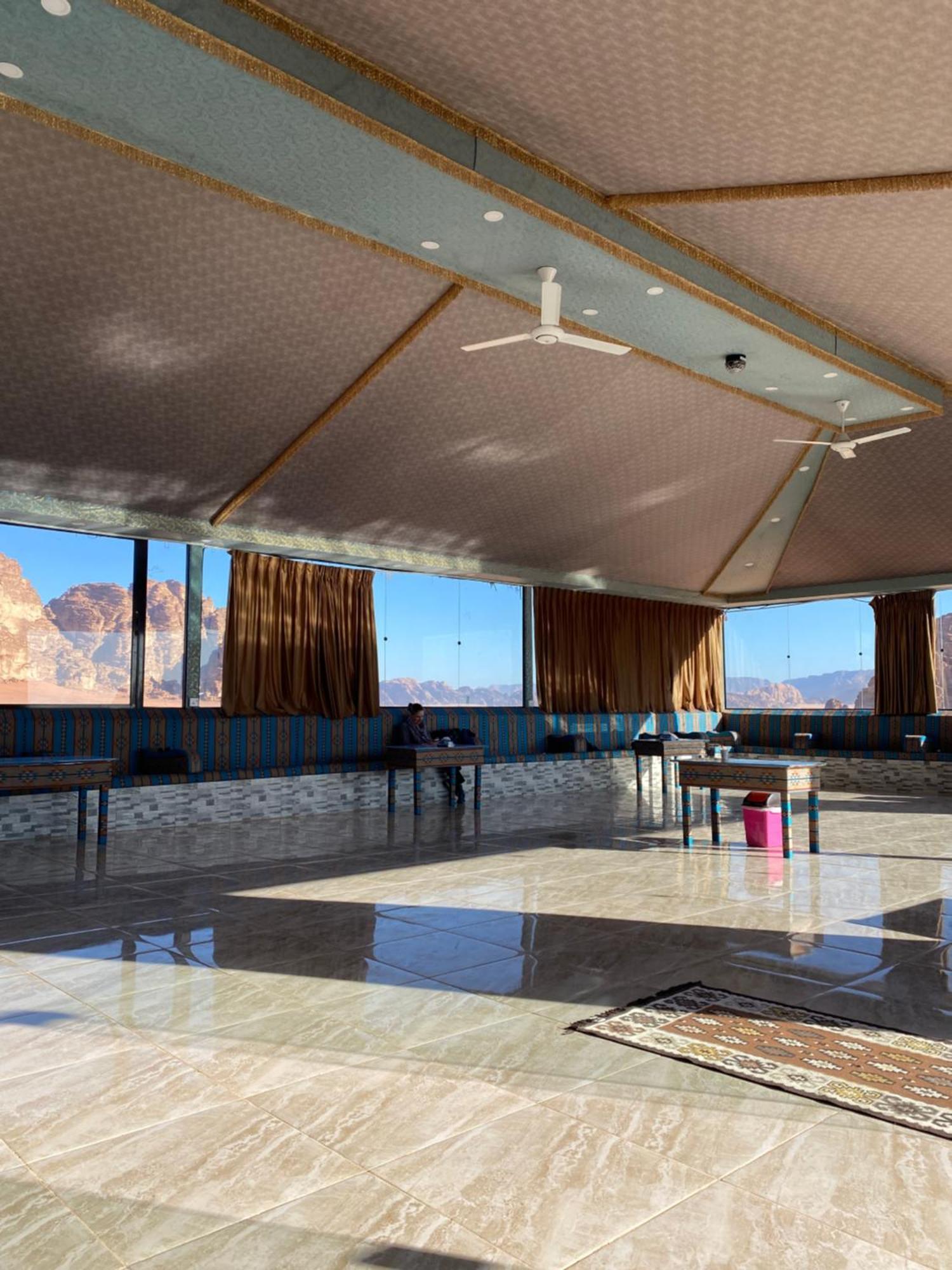 Wadi Rum Camp Ngoại thất bức ảnh