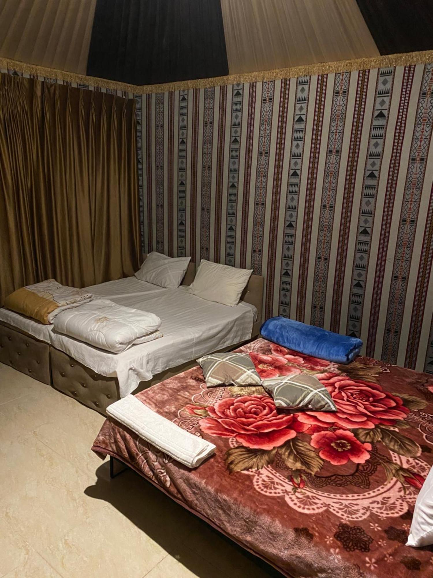 Wadi Rum Camp Ngoại thất bức ảnh