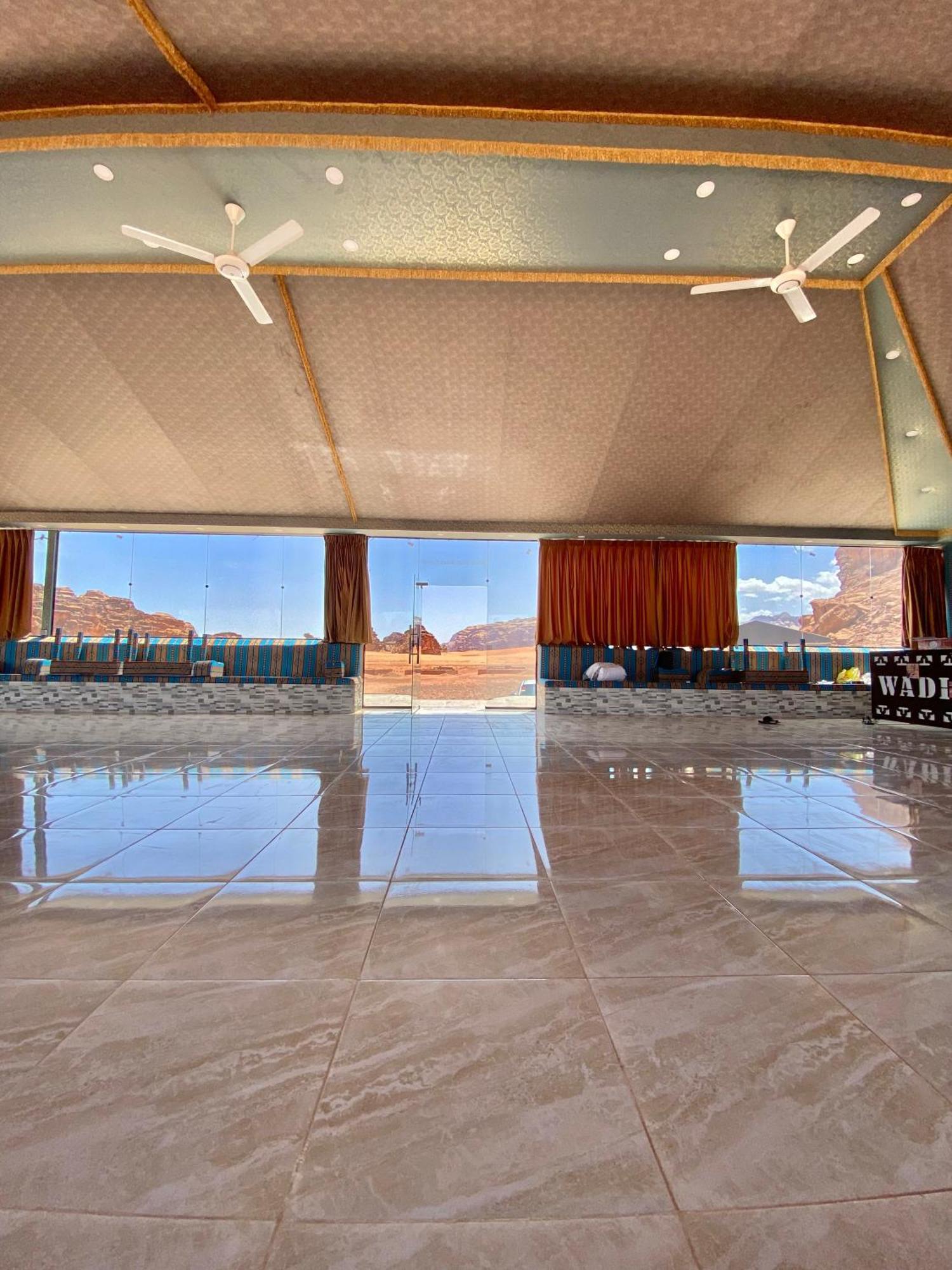 Wadi Rum Camp Ngoại thất bức ảnh